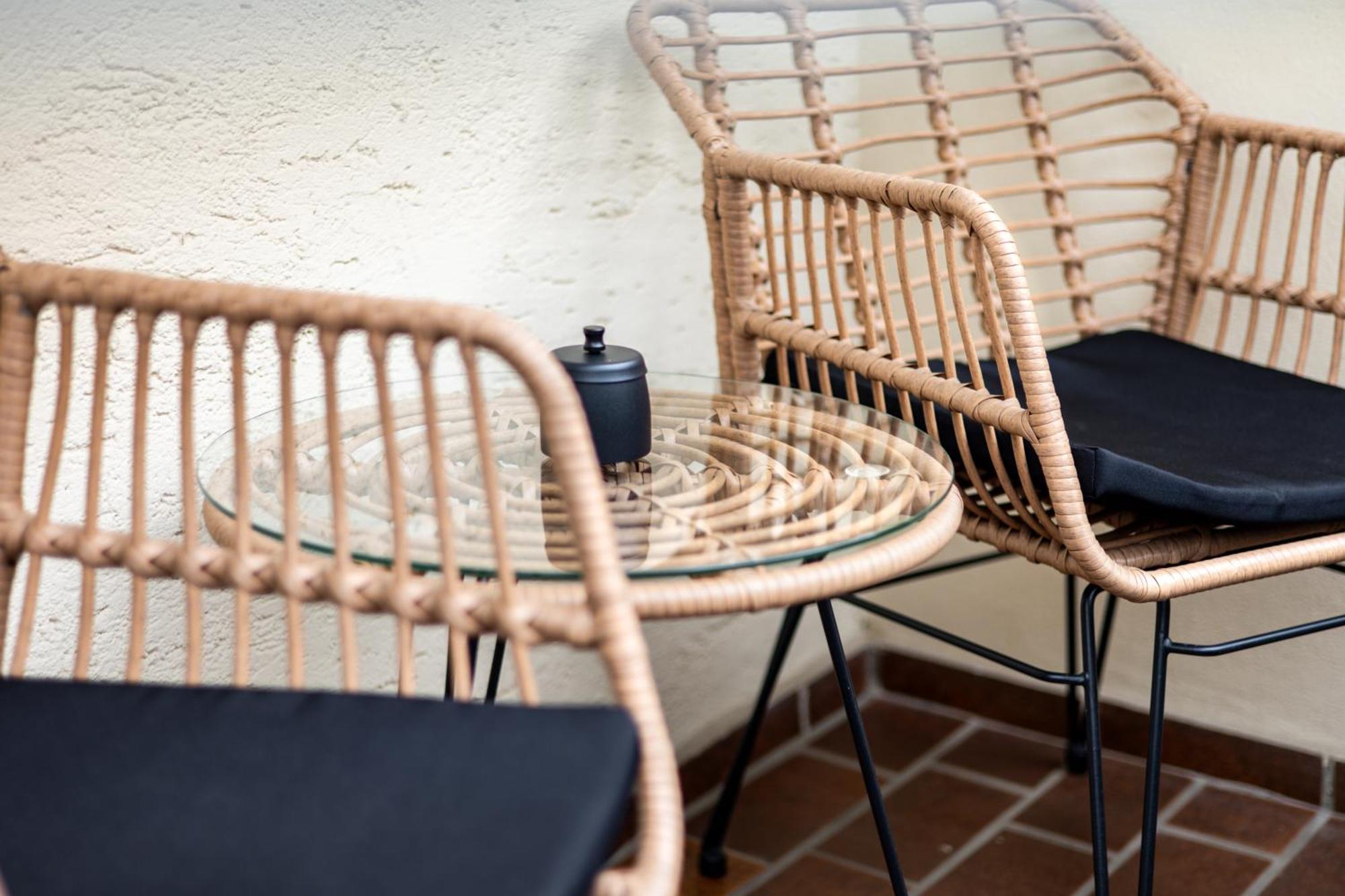 Design-Apartment In Linz Mit Netflix & Balkon Kültér fotó