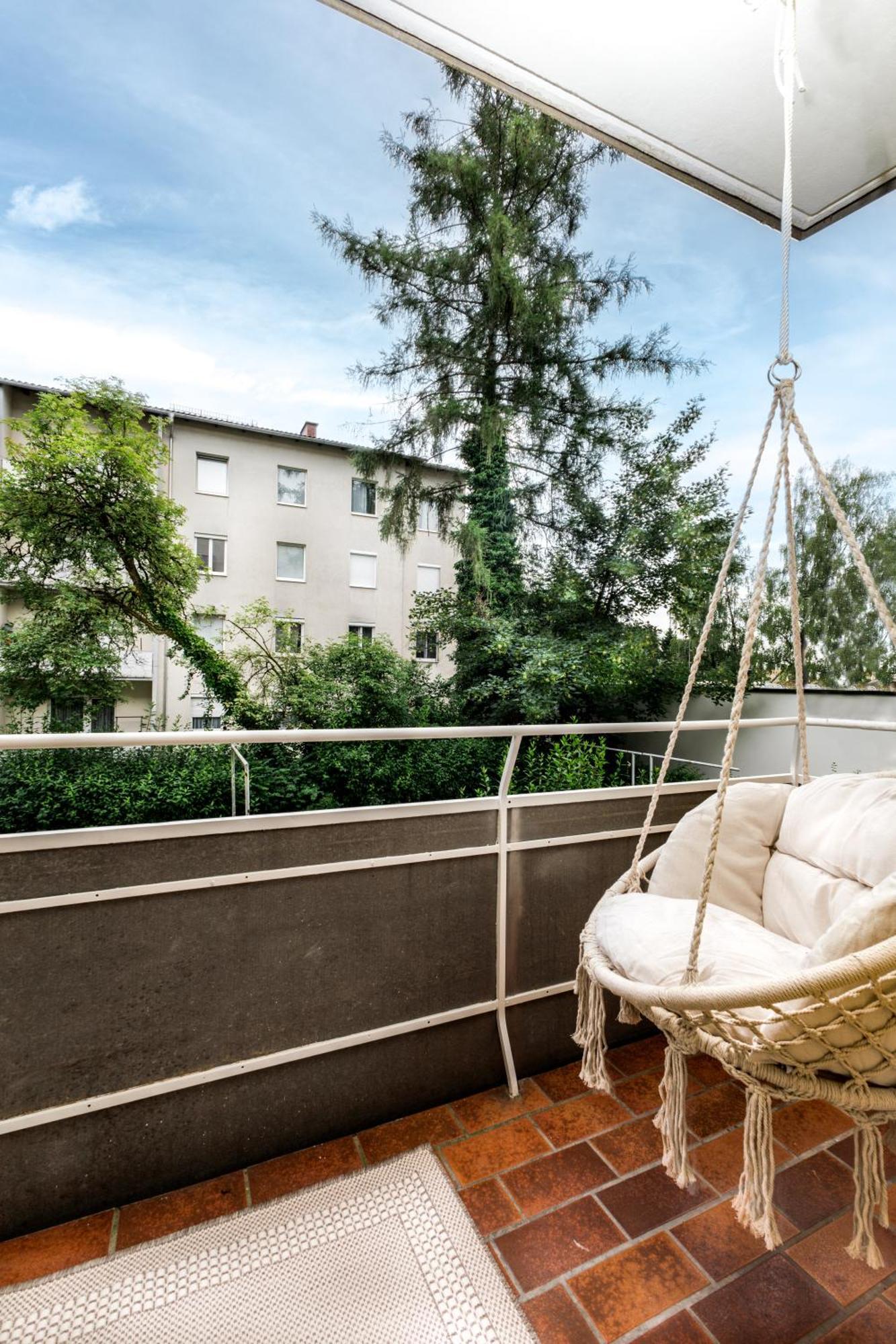 Design-Apartment In Linz Mit Netflix & Balkon Kültér fotó